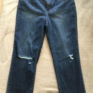 Universal Thread Blue Distressed straight Jeans